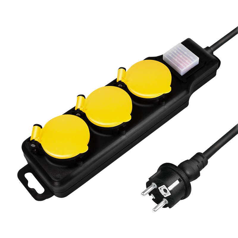 Logilink Outlet Strip, 3 safety sockets, outdoor, w/switch, IP44, black