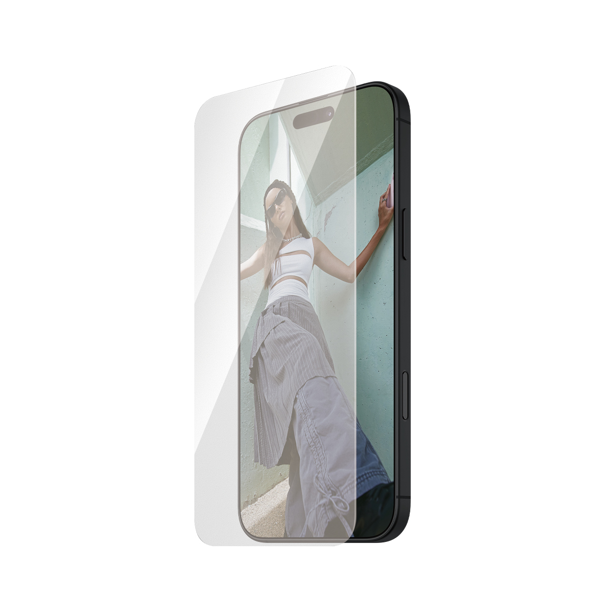 SAFE. by PanzerGlass Apple iPhone 16 Pro 6.3 | Ultra-Wide Fit
