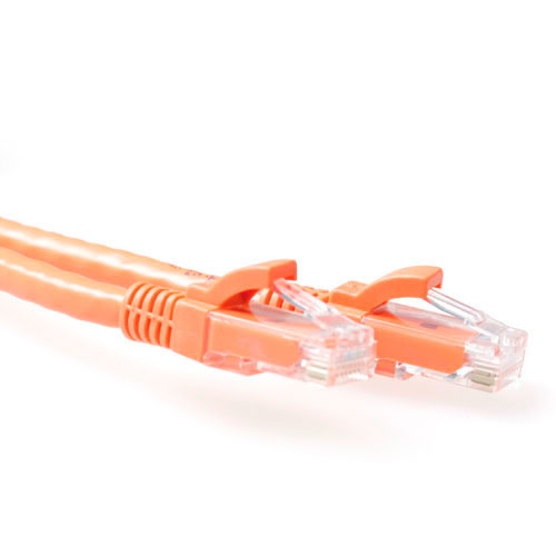 Orange 0.5 meter U/UTP CAT6A patch cable snagless with RJ45 connectors